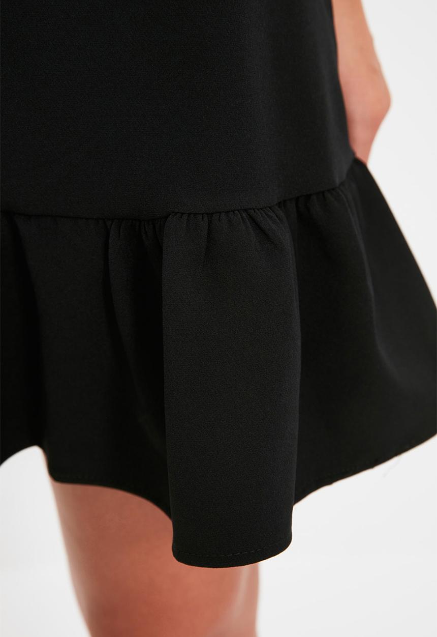 Trendyol - Mini dress with puff sleeve detail - black