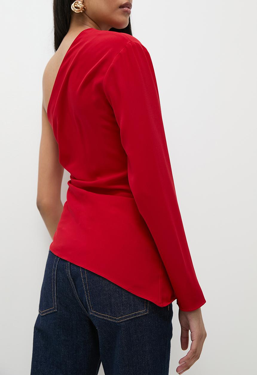Superbalist - Soft draped asym shell - red