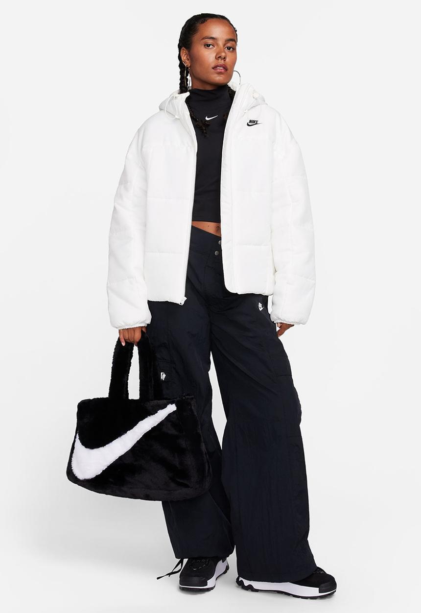 Nike - W Nsw Essential Thrmr Classic Puffer - Sail & Black