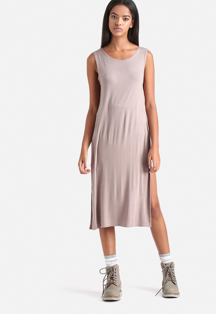 Influence. - Sleeveless Split Side Maxi Top
