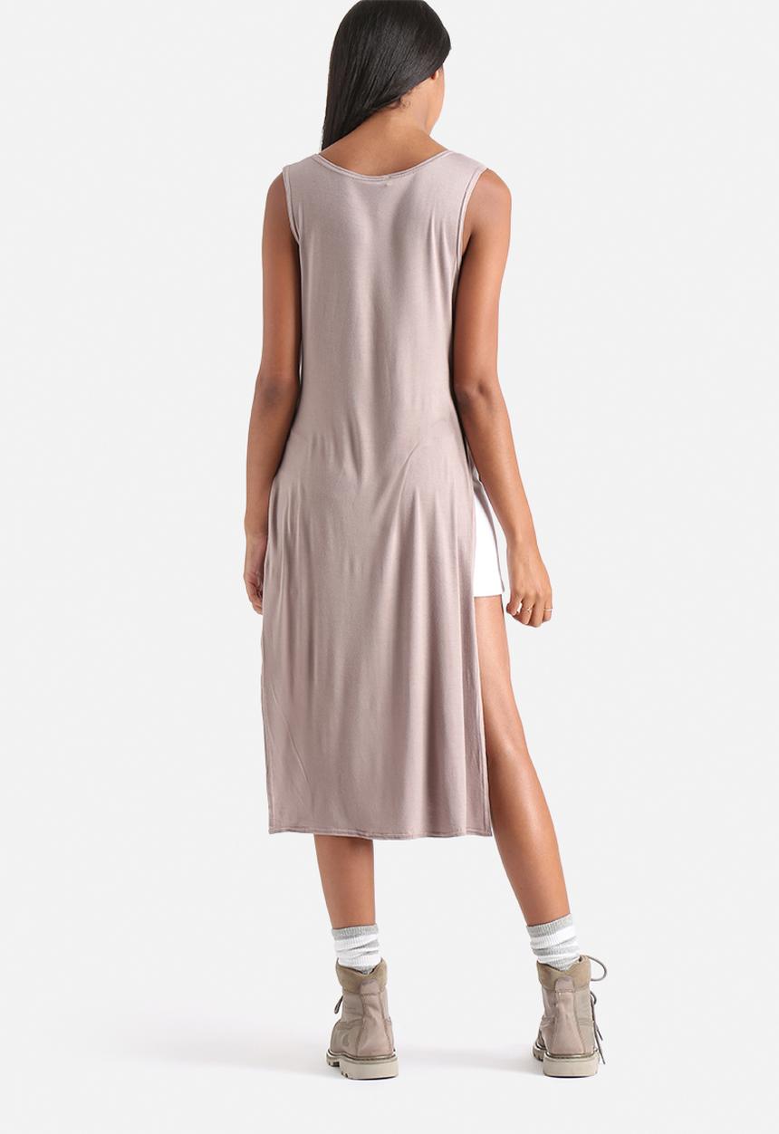 Influence. - Sleeveless Split Side Maxi Top