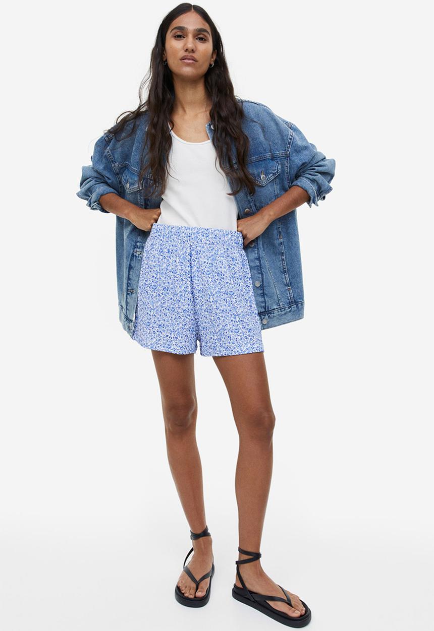H&M - Crêpe shorts - white/blue floral