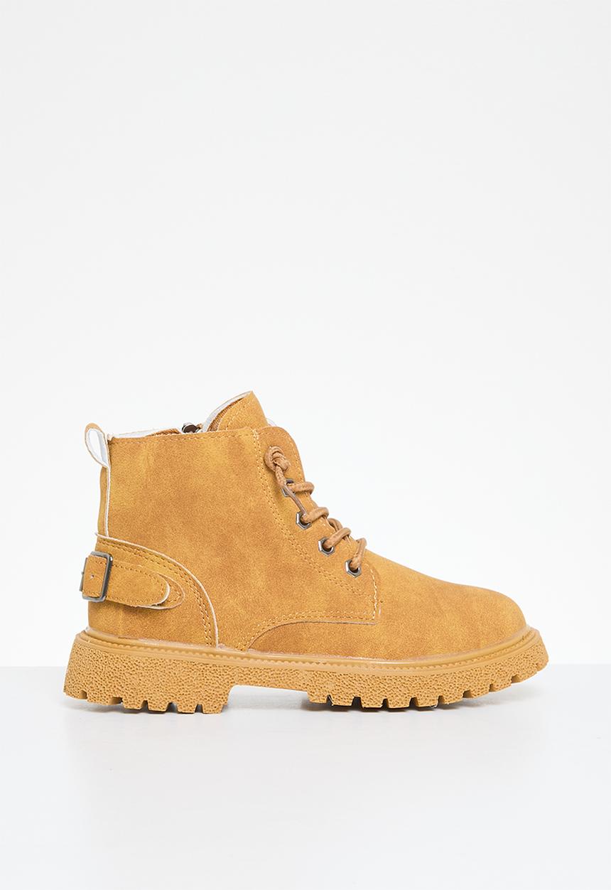 Pop Candy - Faux suede lace up boots - beige