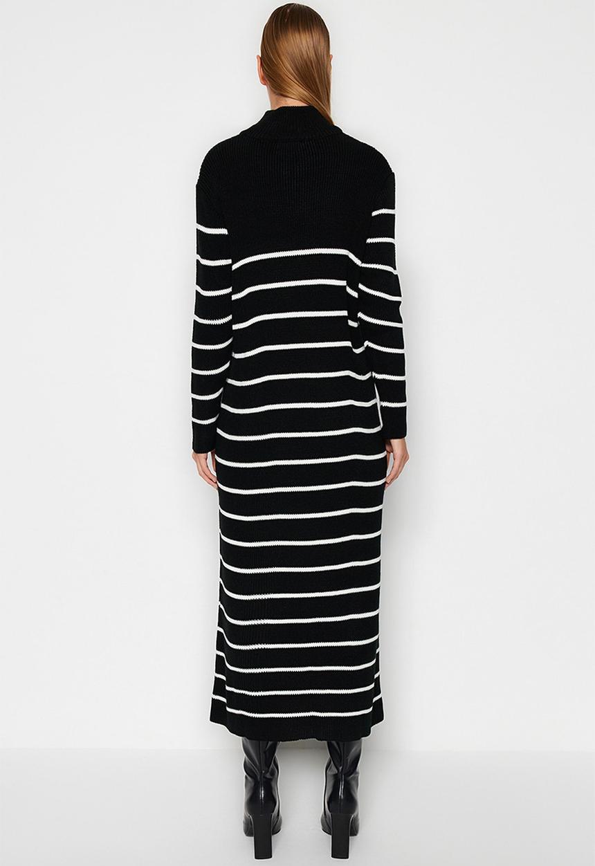 Trendyol - Modest striped sweater dress - black