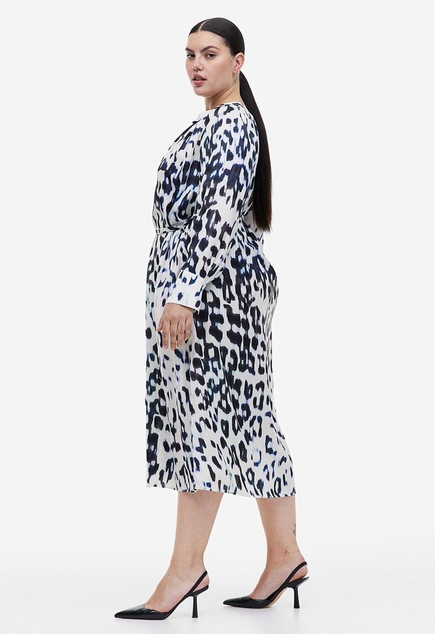 H&M - Tie-belt dress - cream leopard print 