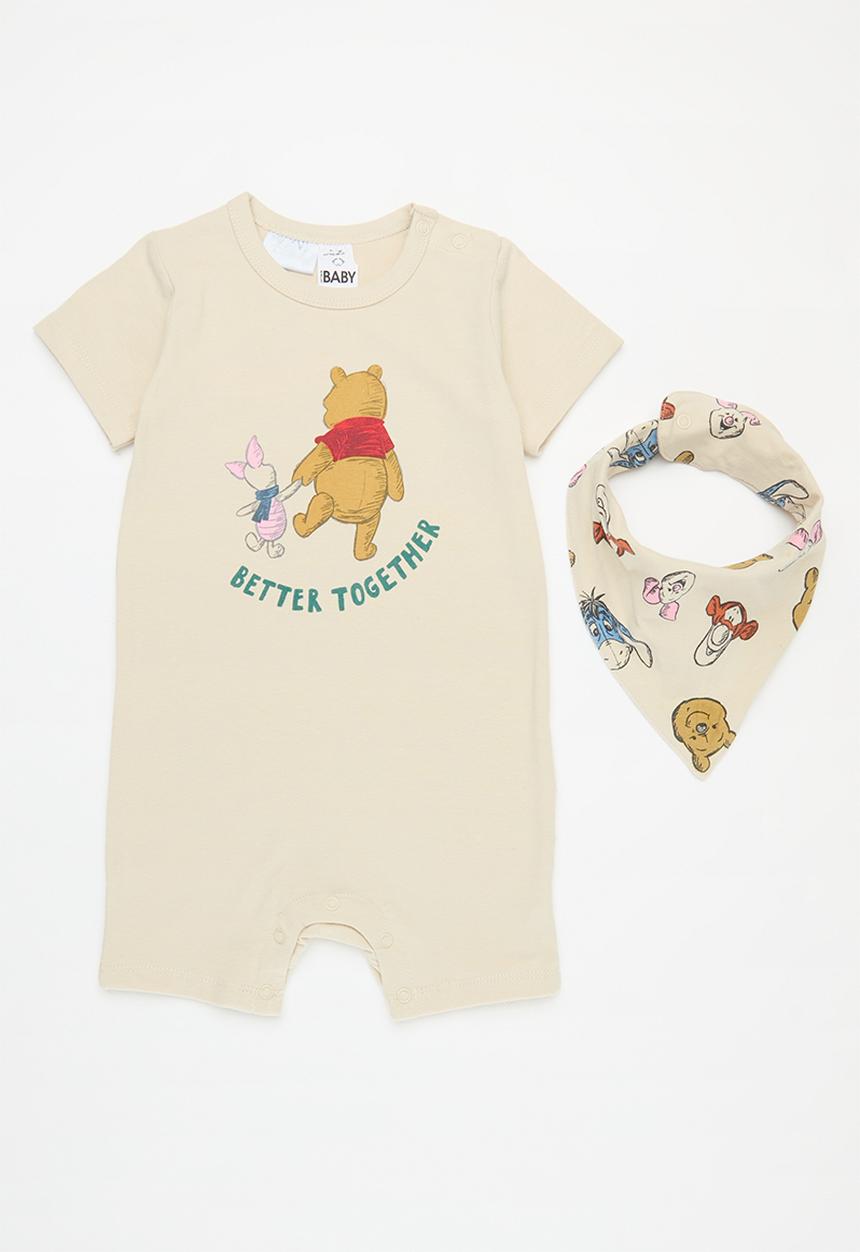 Cotton On - Bundle short sleeve romper and bandana bib - lcn dis rainy day/winnie better together