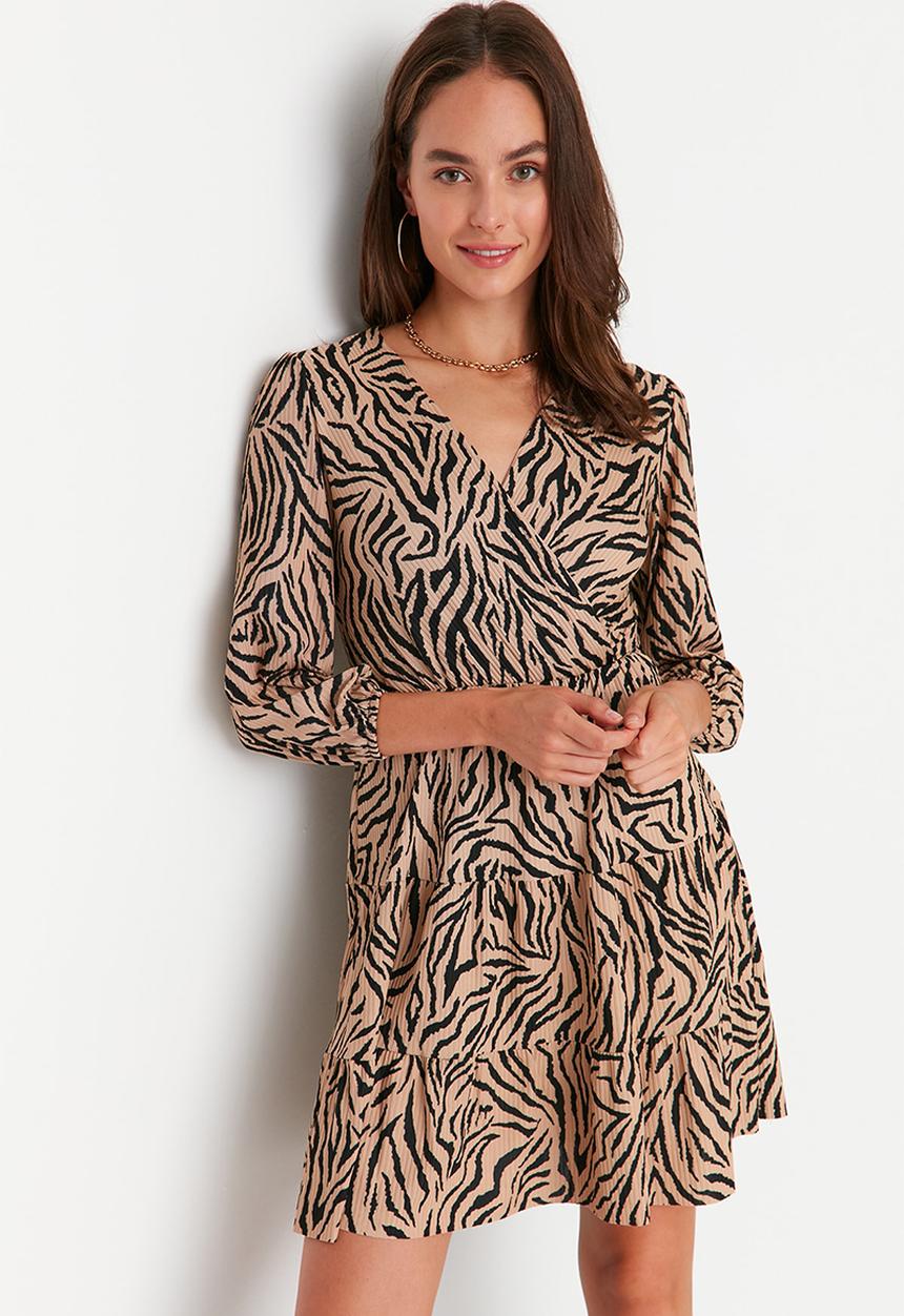 Trendyol - Leopard print ottomoan dress - camel