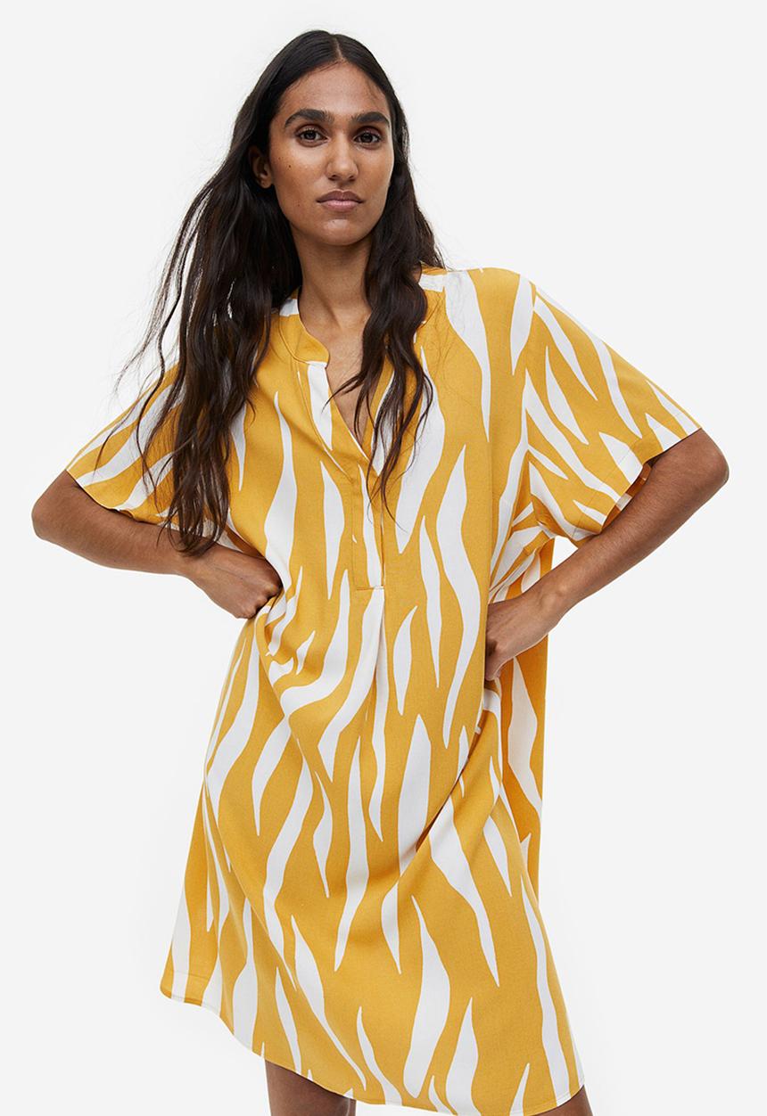 H&M - V-neck tunic - dark yellow/patterned