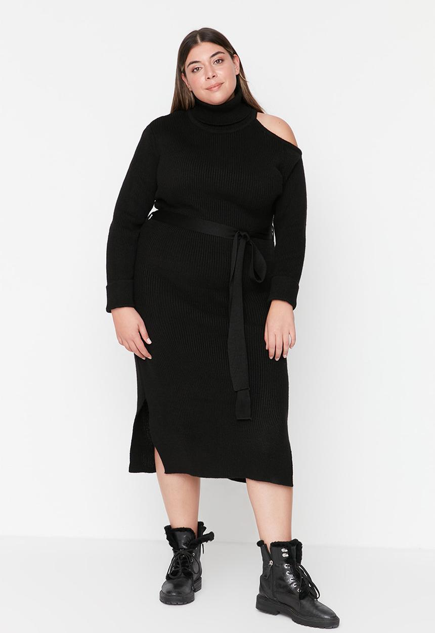 Trendyol - Plus cut-out sweater dress - black