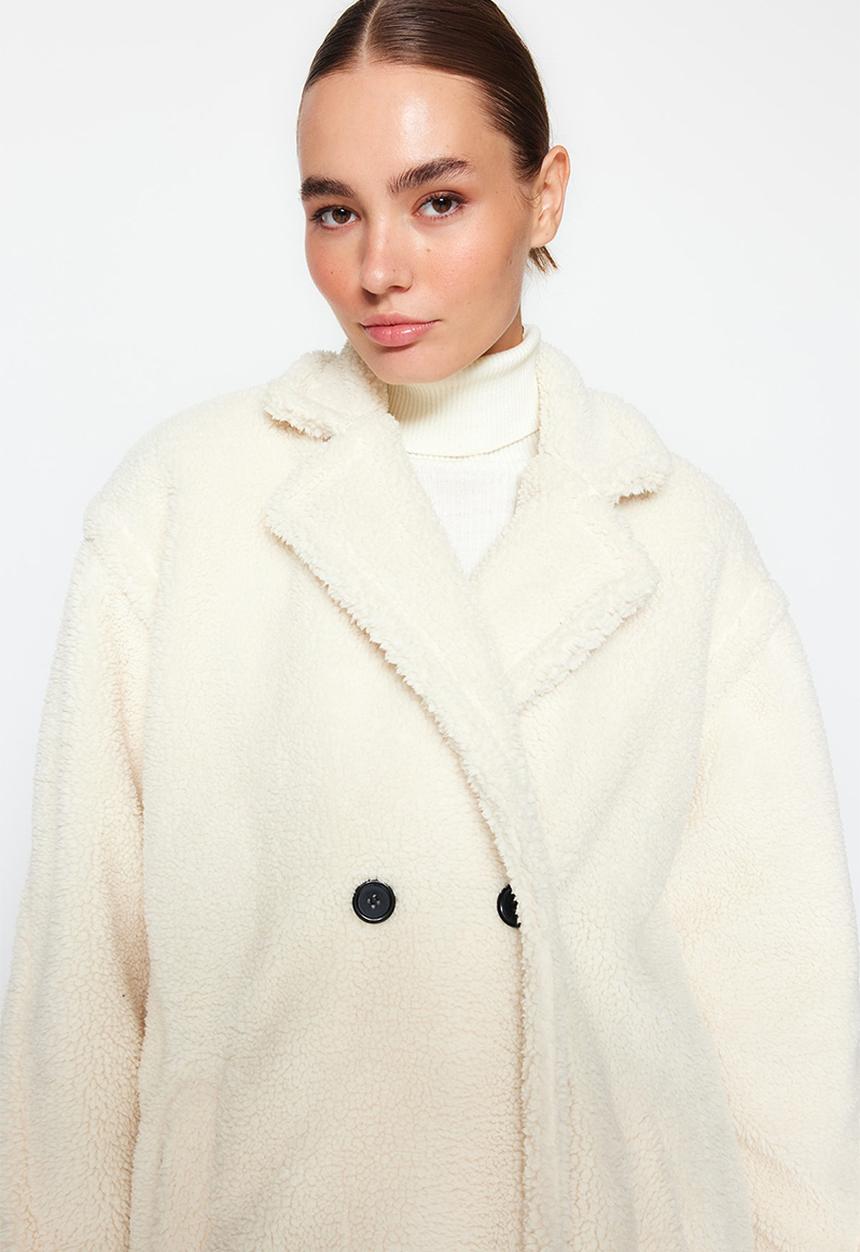 Trendyol - Oversized plush coat - ecru