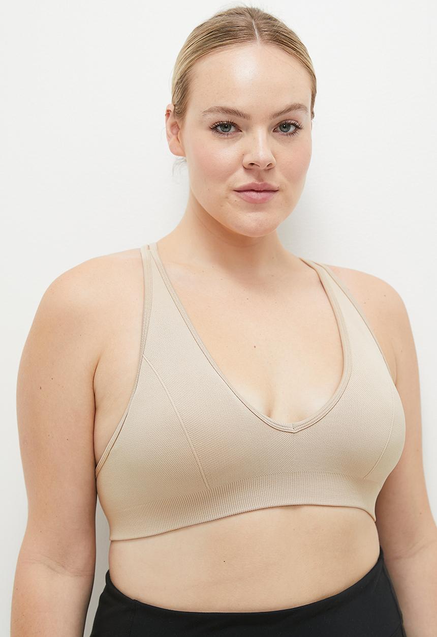 Cotton On - Plus Seamless Plunge Front Crop - White Pepper