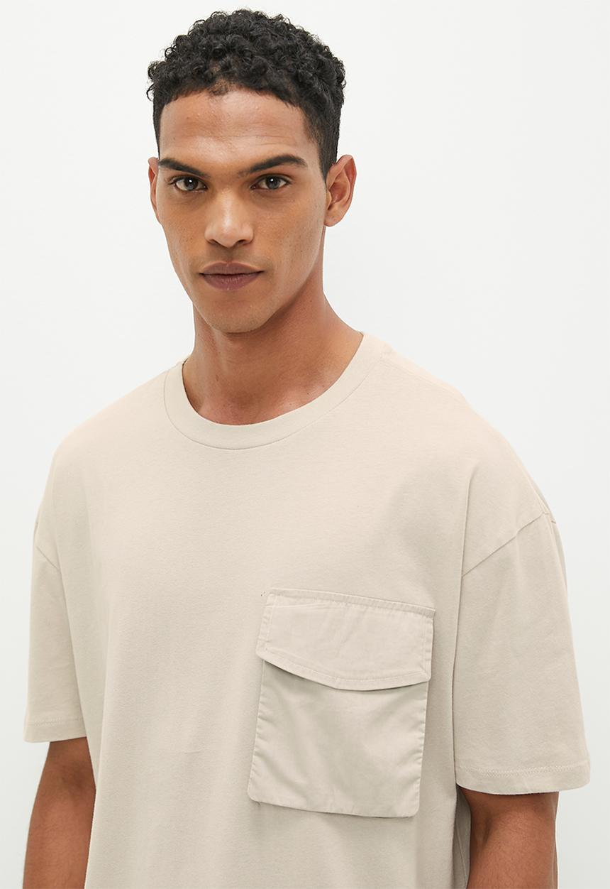Superbalist - Saul Fashion Utility Pocket Tee - Stone