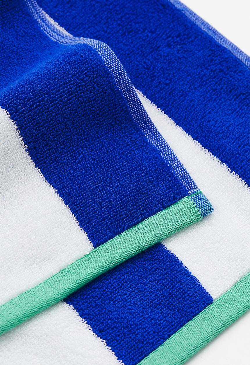 H&M - Striped beach towel - blue & white 