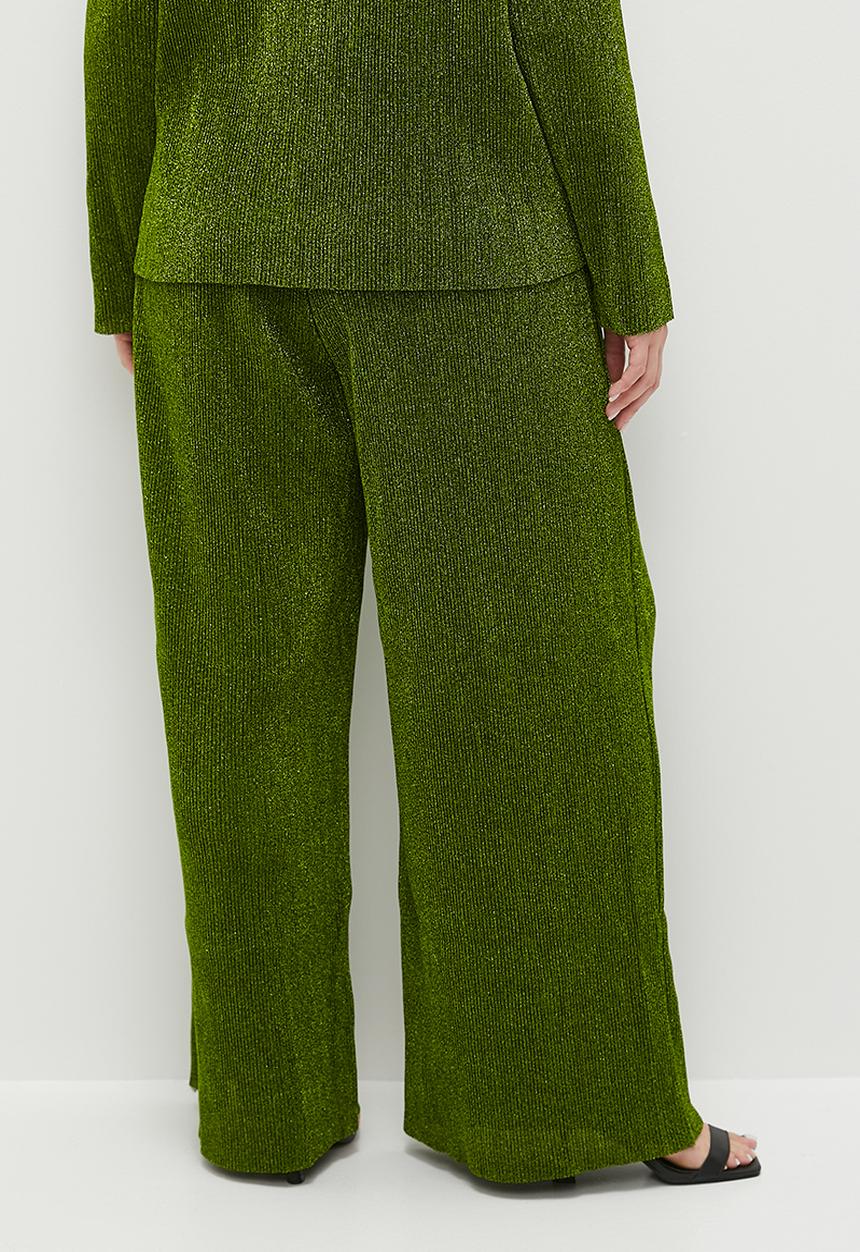 Glamorous - Plus Plisse Glitter Trousers - Green
