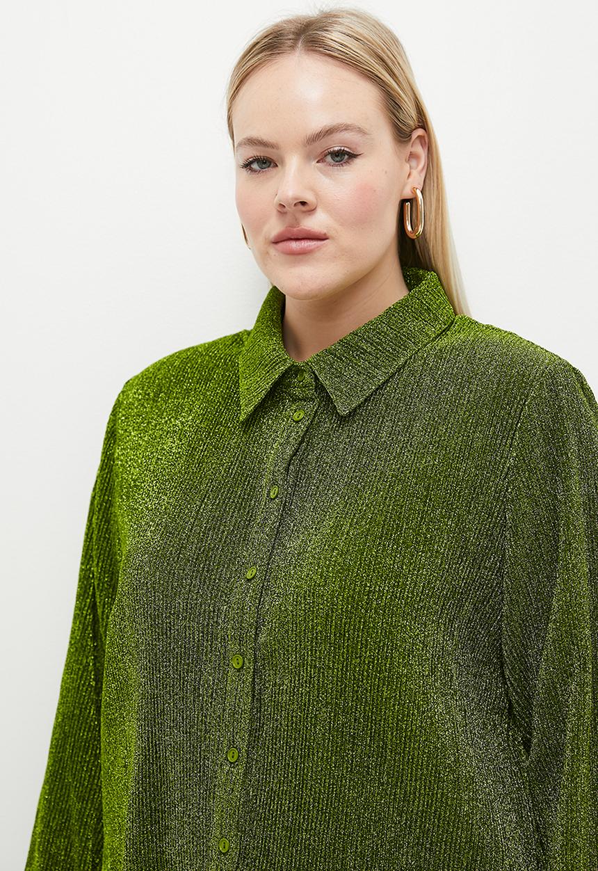Glamorous - Plus Plisse Glitter Shirt - Green