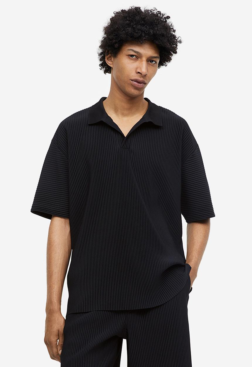 H&M - Relaxed fit pleated polo shirt - black