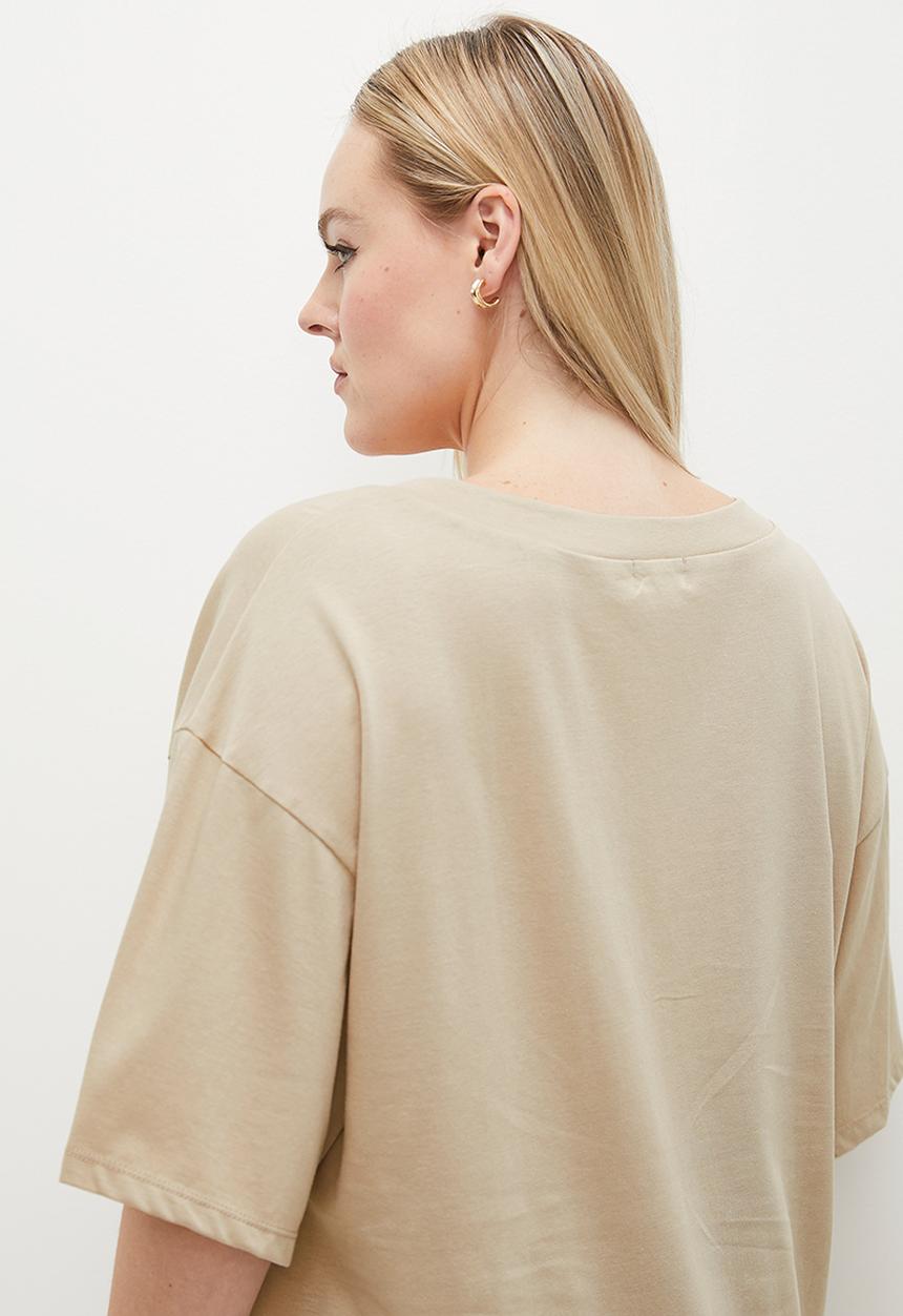 edit - Oversized relaxed plus tee - stone