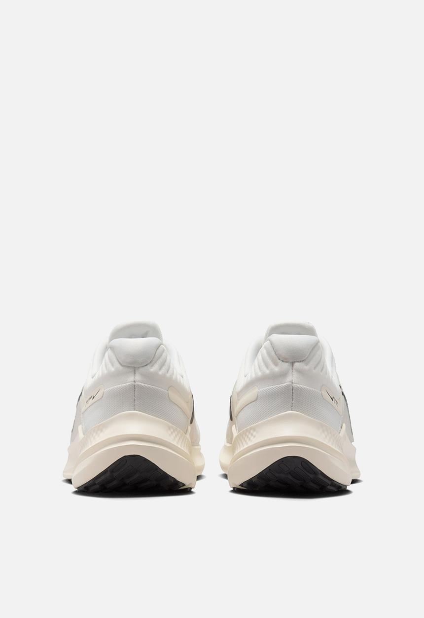 Nike - Quest 5