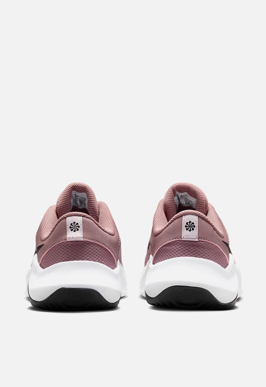 Nike - Legend essential 3 next nature