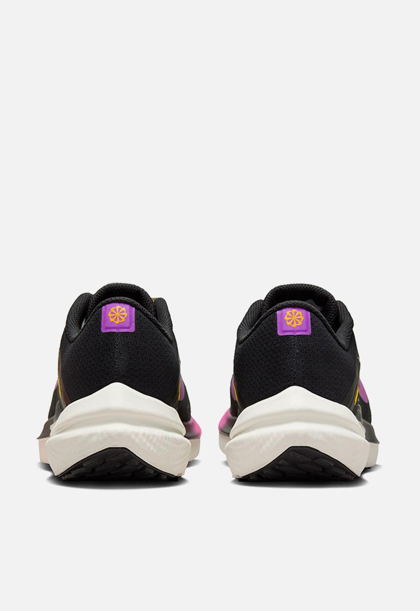 Nike - Winflo 10