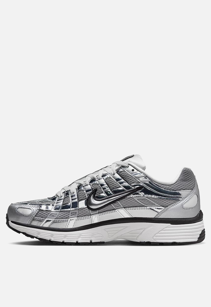 Nike - P-6000