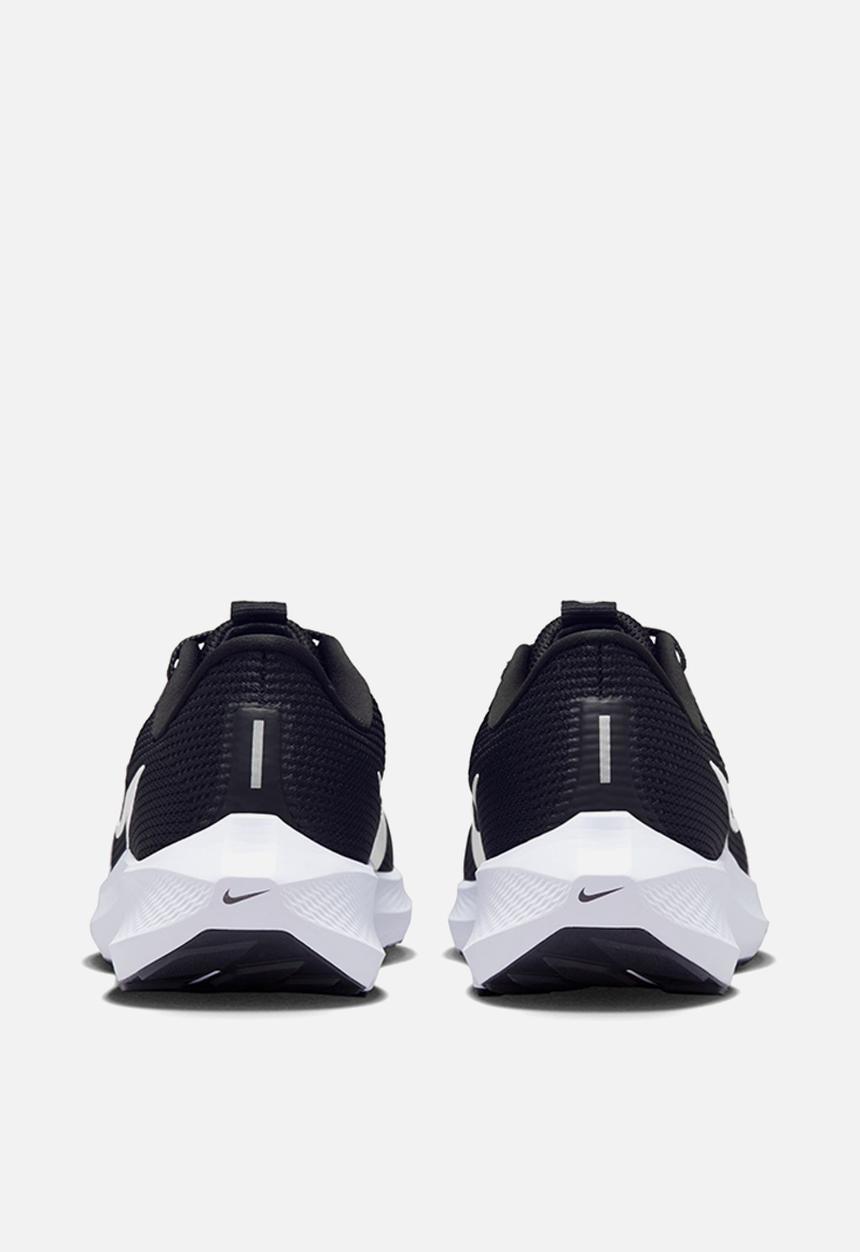 Nike - Pegasus 40