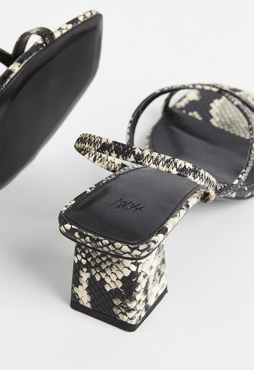 H&M - Heeled sandals - greige snakeskin-patterned