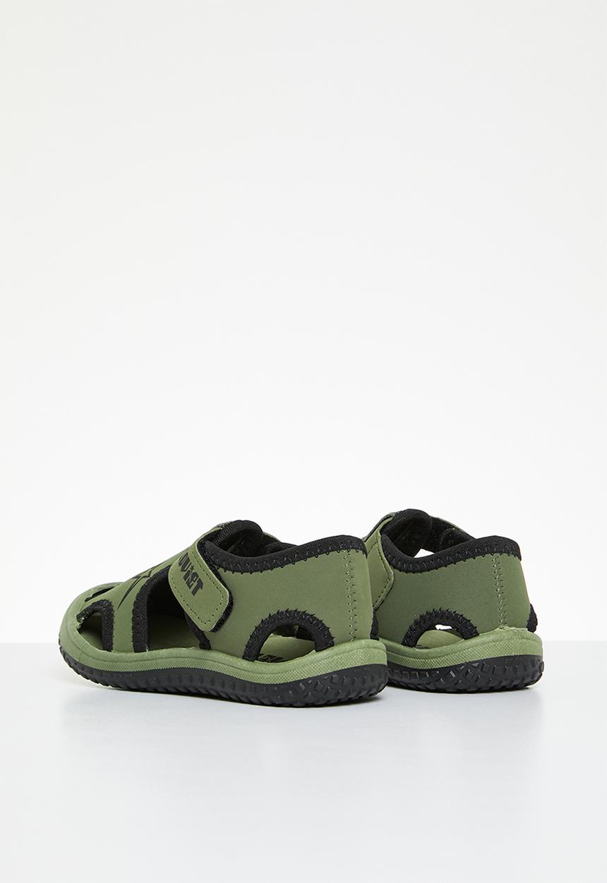 SOVIET - K singh - olive/black