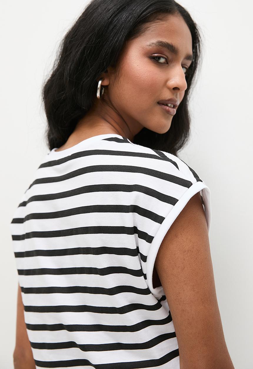 Superbalist - Grown on sleeve stripe top - black and white stripe
