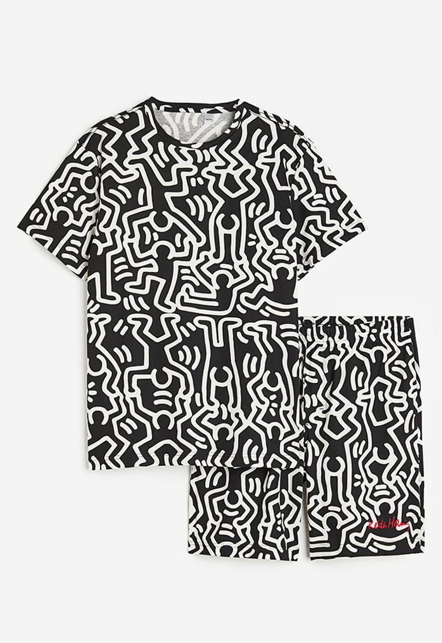 H&M - Regular fit pyjama t-shirt and shorts - black keith haring