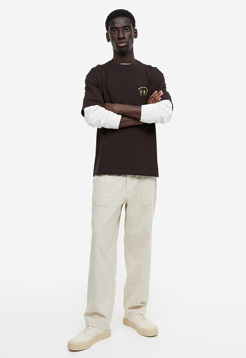 H&M - Loose fit printed t-shirt - dark brown connect to nature