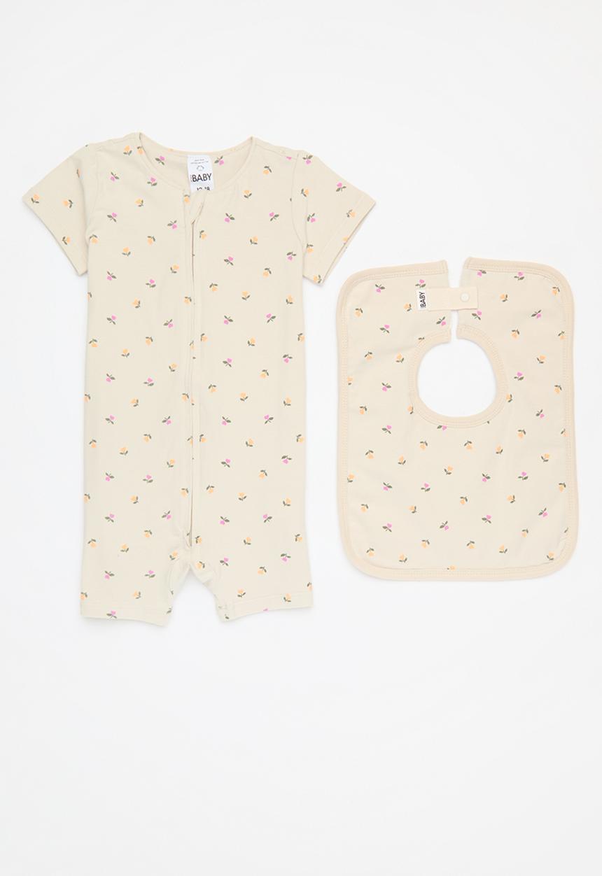 Cotton On - The short sleeve zip romper & square bib set - rainy day/tully tulips