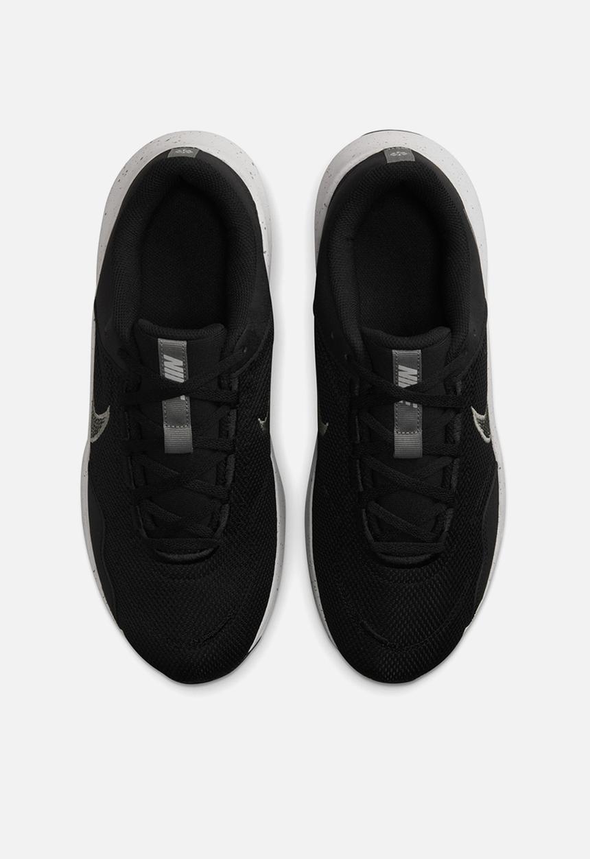 Nike - Legend Essential 3 Next Nature
