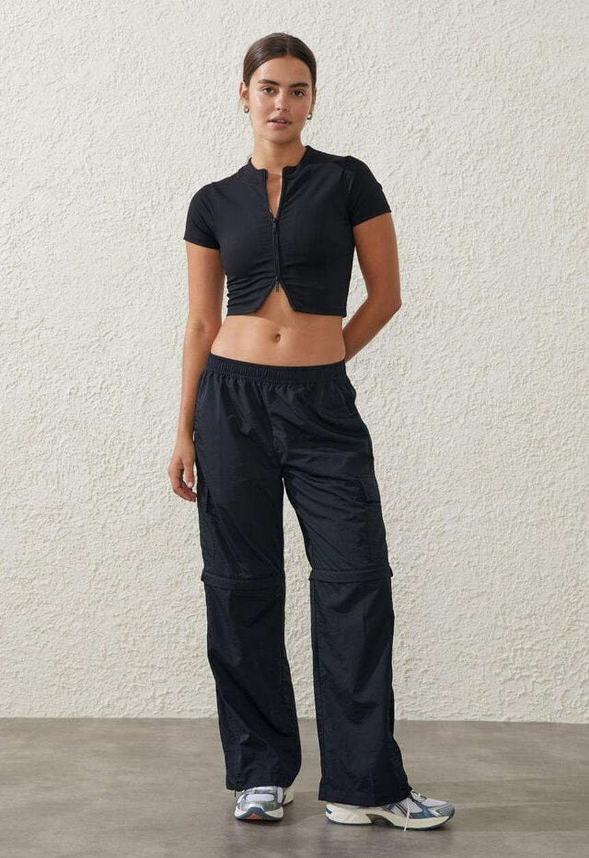 Cotton On - Woven zip off cargo pant - black