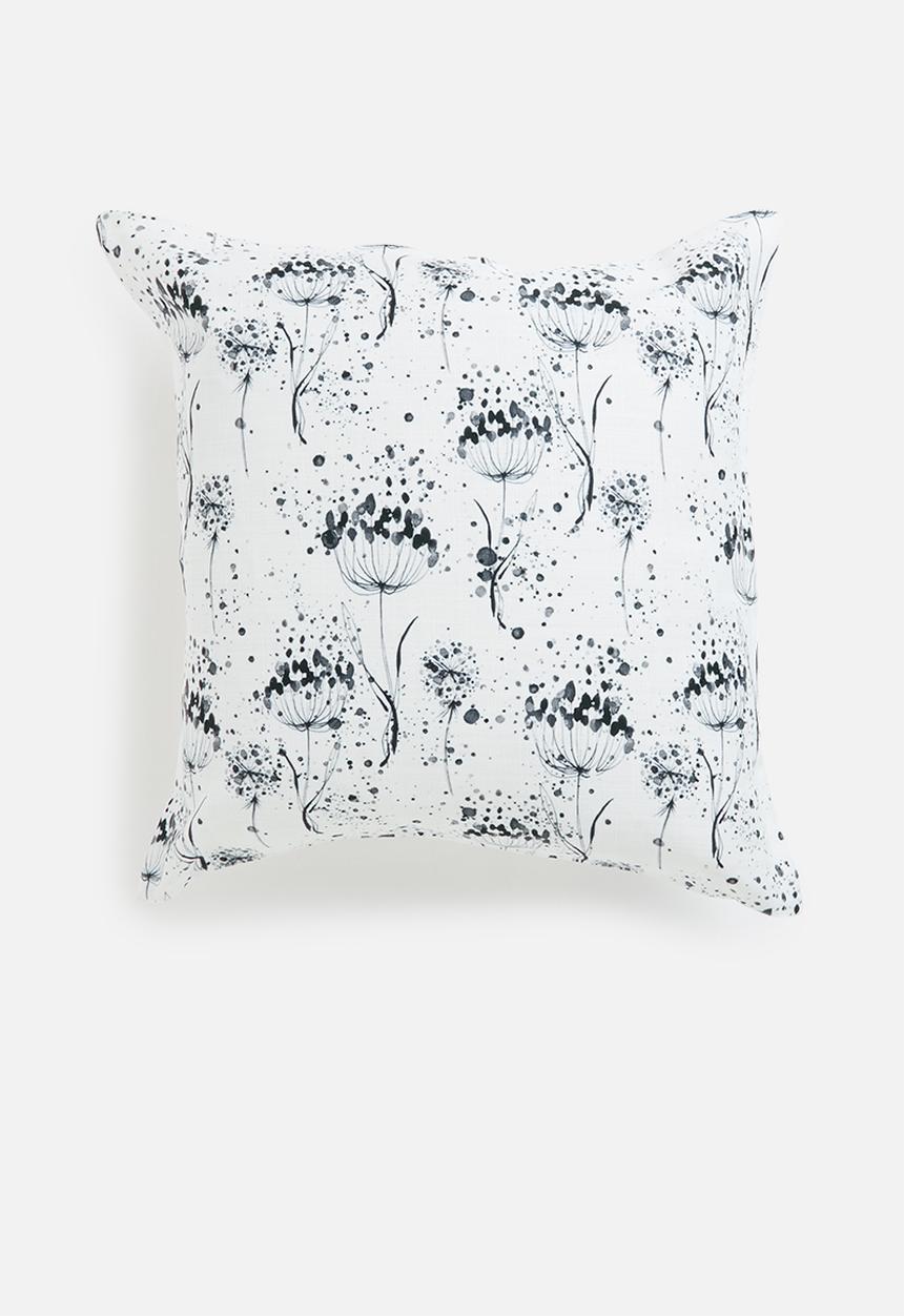 Grey Gardens - Dandelion cushion cover - white