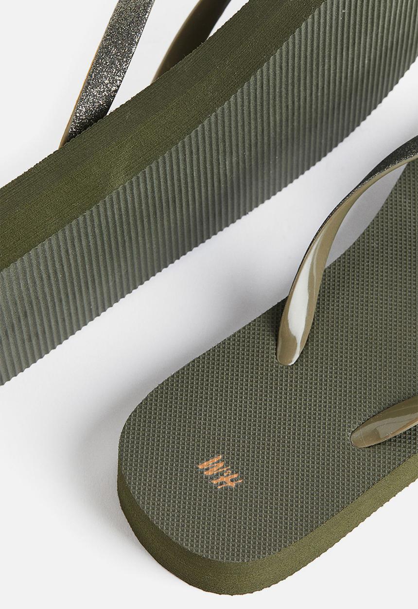 H&M - Flip-flops - dark khaki green