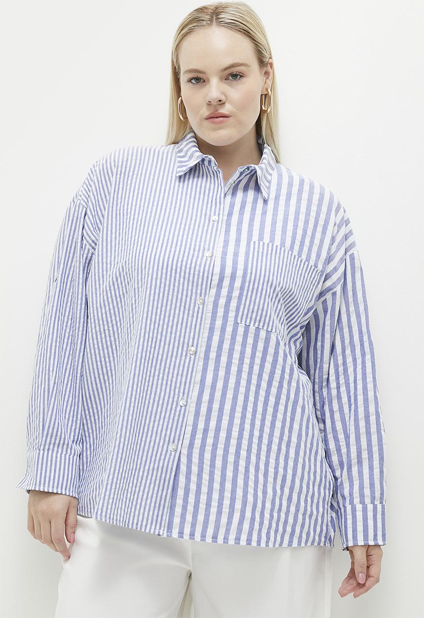 Me&B - Plus The Ultimate Oversized Shirt in Mixed Stripe - Blue Stripe