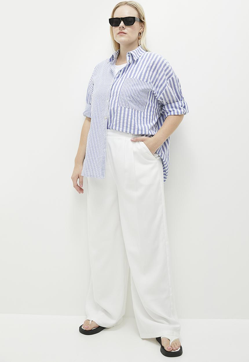 Me&B - Plus The Ultimate Oversized Shirt in Mixed Stripe - Blue Stripe
