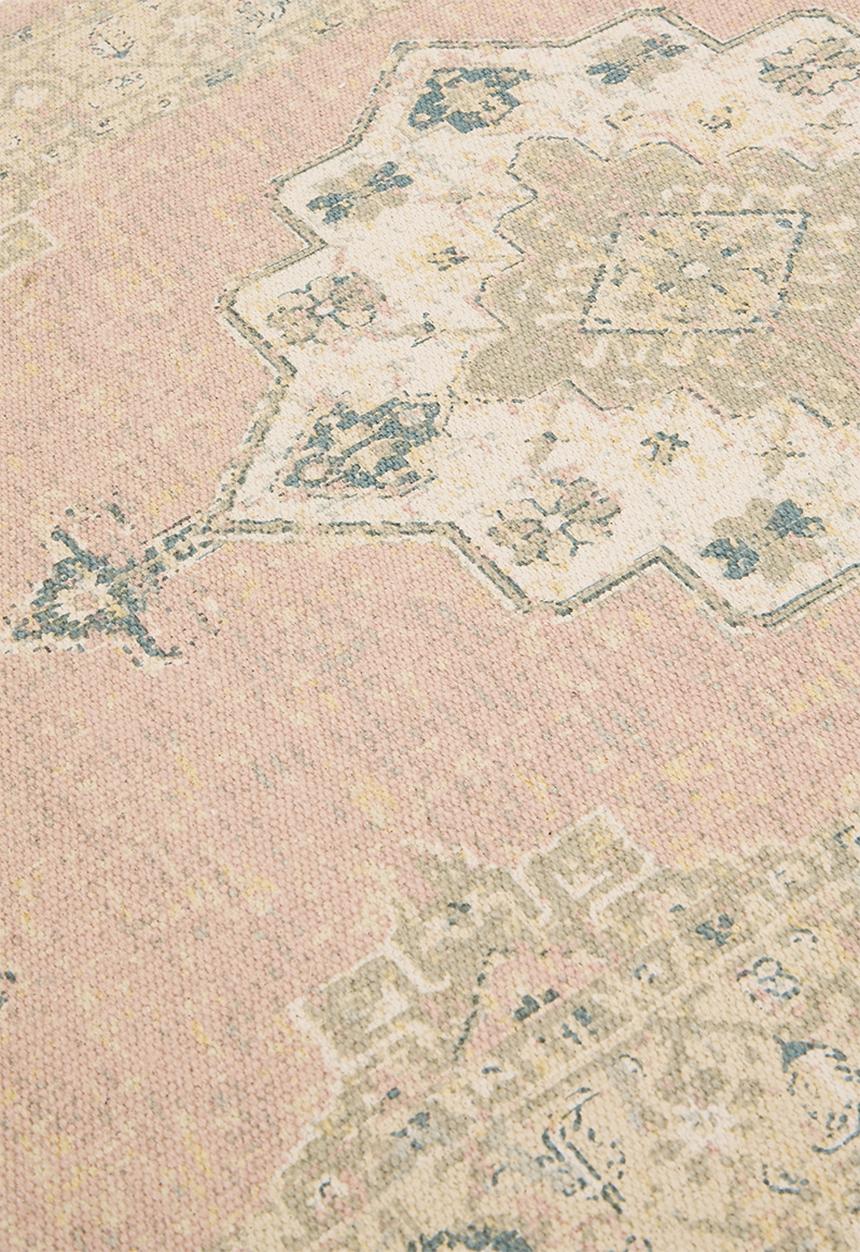 H&M - Fringed patterned rug - powder pink patterned