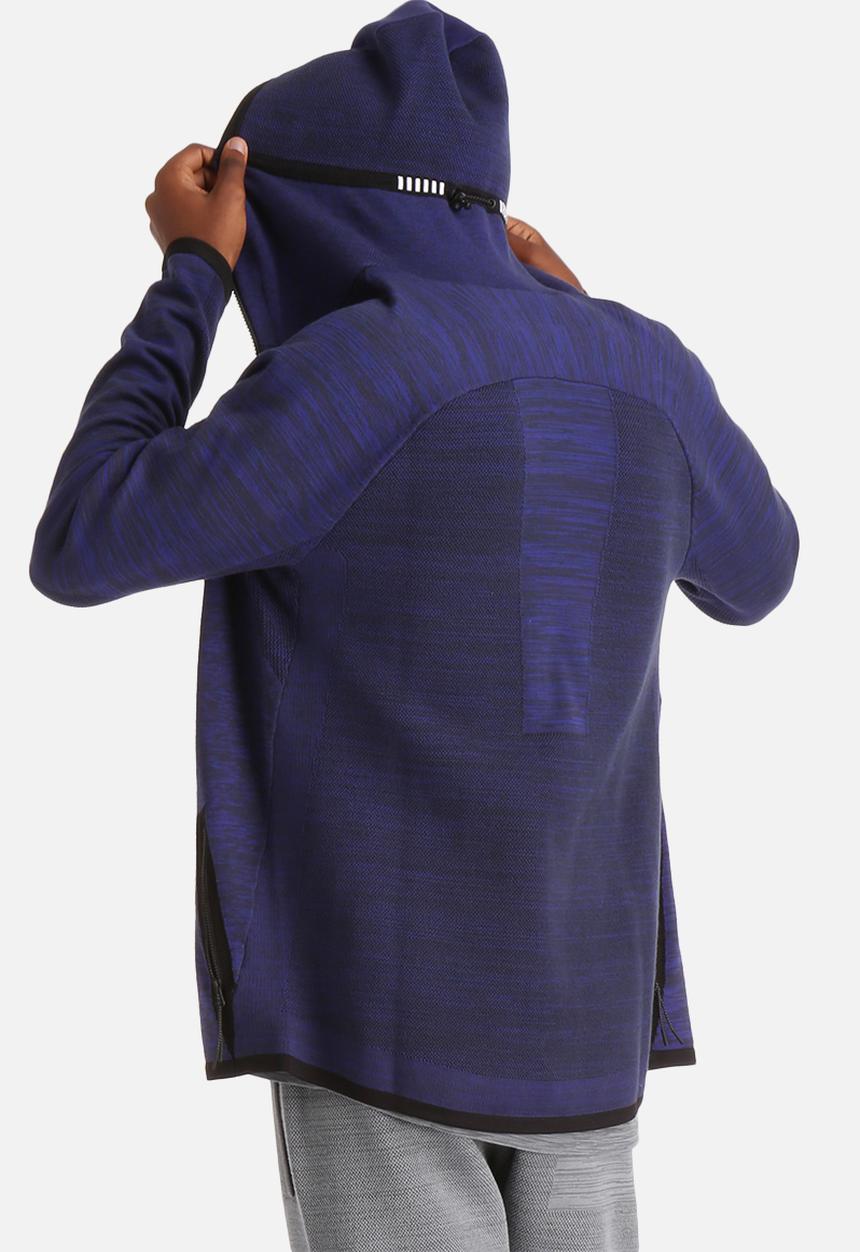Nike - Tech Knit Windrunner