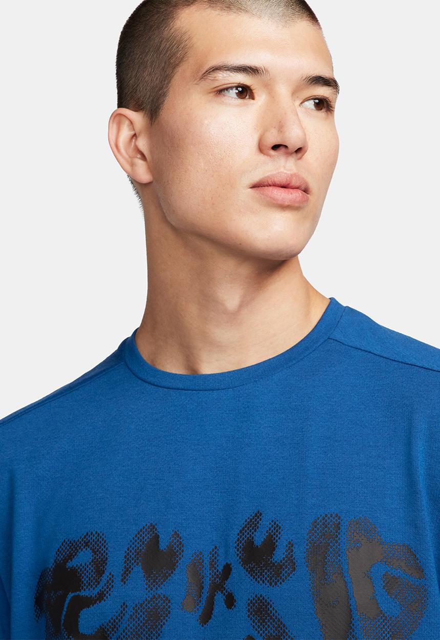 Nike - Rise 365 Run Divi Dri-FIT tee- court blue/black/refblk