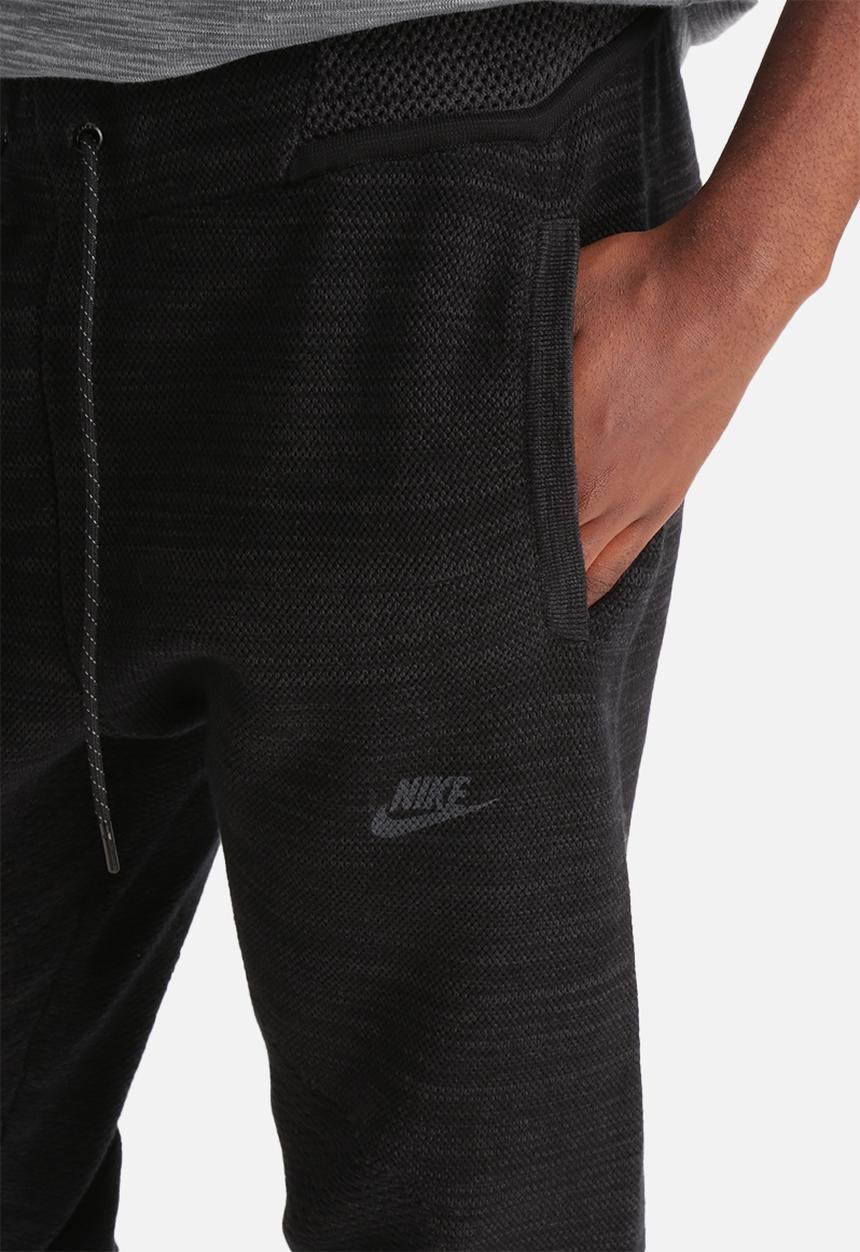 Nike - Tech Knit Libero Pant