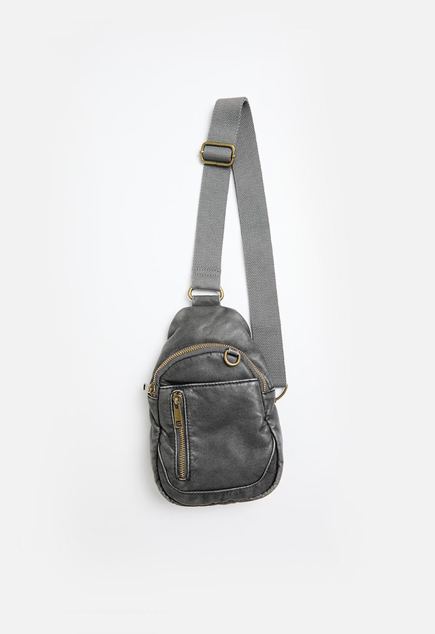 Rubi - Carter sling cross body bag - washed black
