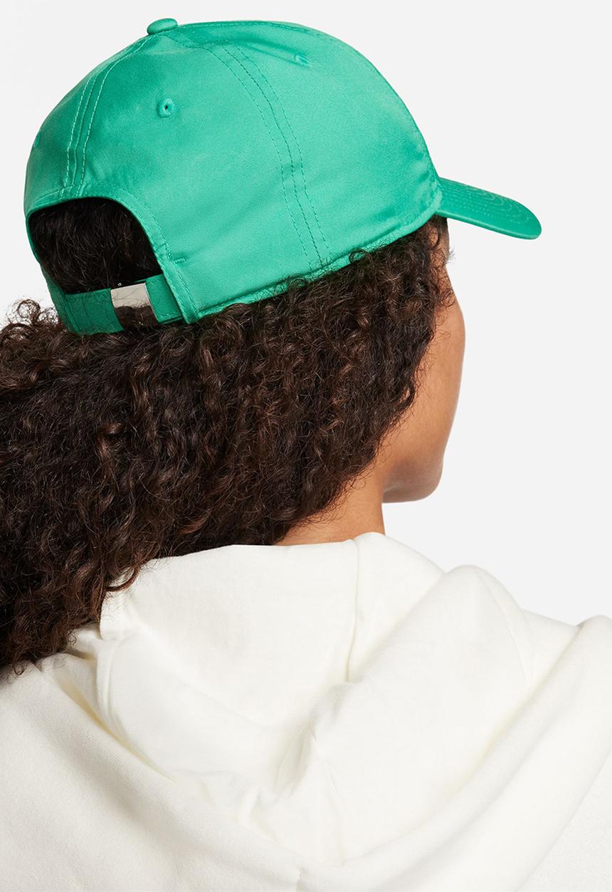 Nike - U nk df club cap u cb mtswsh cap - stadium green/metallic silver