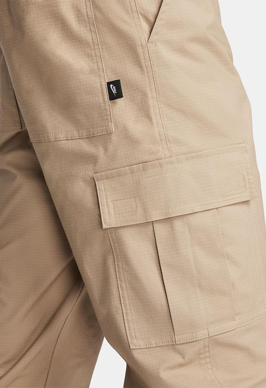 Nike - Club cargo pant - khaki/khaki