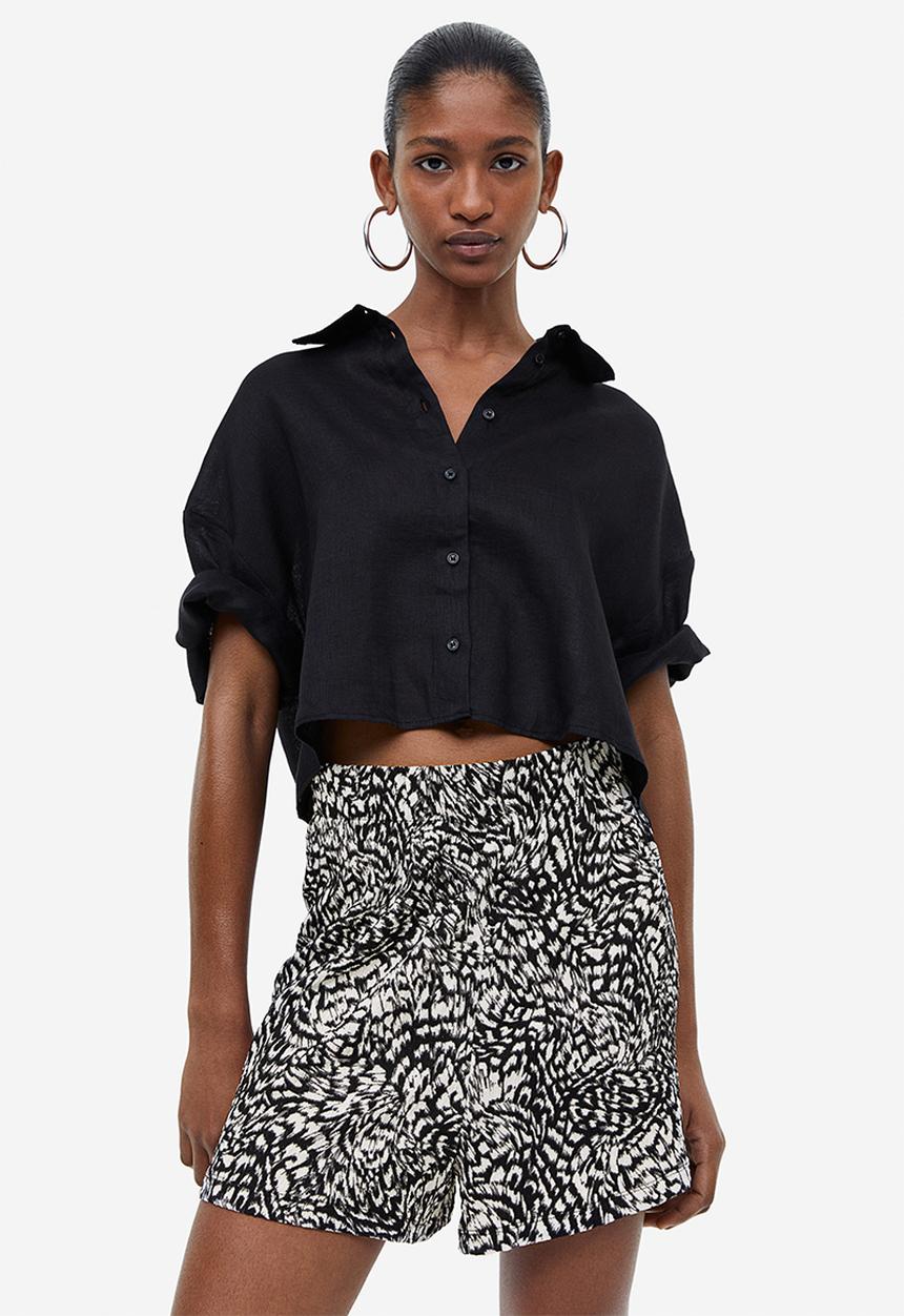 H&M - Crêpe shorts - black patterned