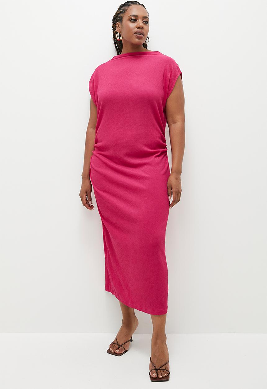 Superbalist - Extended sleeve texture midi dress - dark fuchsia