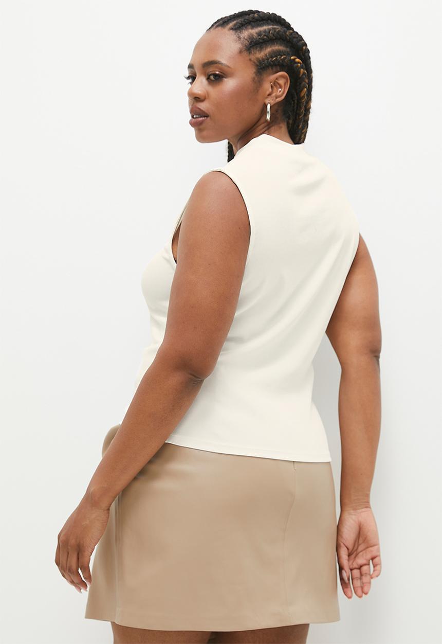 Superbalist - Turtleneck vest plus - off white