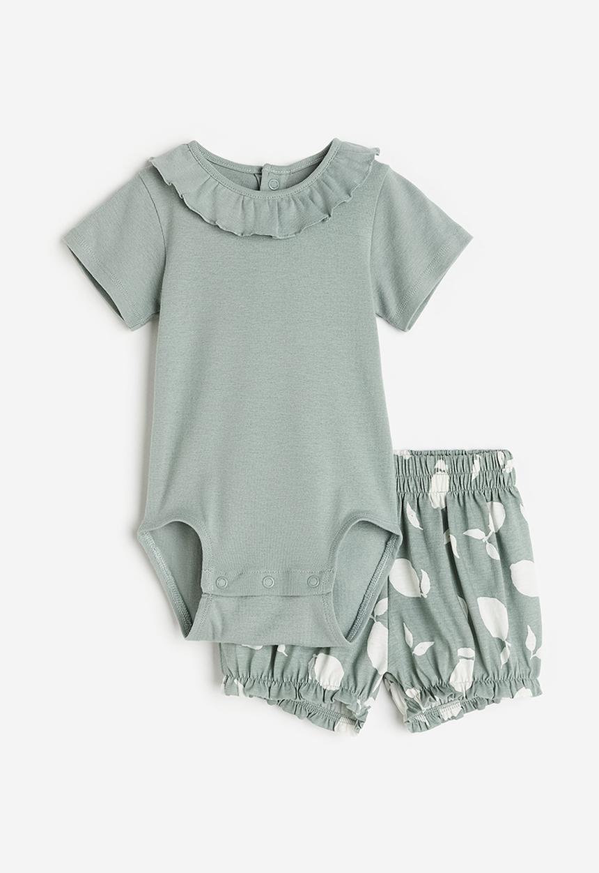 H&M - 2-Piece cotton set - dusky green lemons