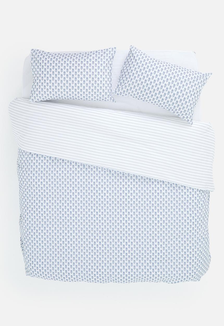 Sixth Floor - Motif Cotton Blend Reversible Duvet Set - blue